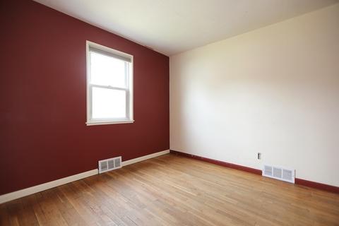 54 Amore Rd, Springfield, MA 01109 photo 9