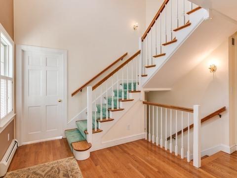 4 Cambridge Ave, Gloucester, MA 01930 photo 11