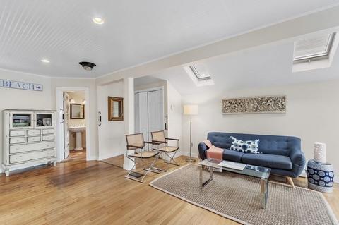 35 Maple Ave, Nahant, MA 01908 photo 5