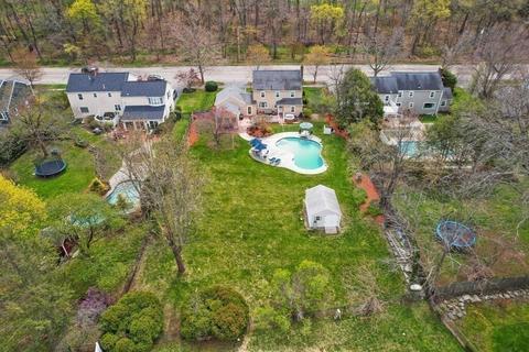 1000 Brook Rd, Milton, MA 02186 photo 3