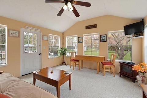1000 Brook Rd, Milton, MA 02186 photo 12