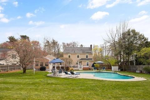1000 Brook Rd, Milton, MA 02186 photo 5