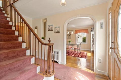 1000 Brook Rd, Milton, MA 02186 photo 15
