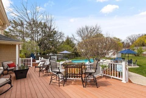 1000 Brook Rd, Milton, MA 02186 photo 8