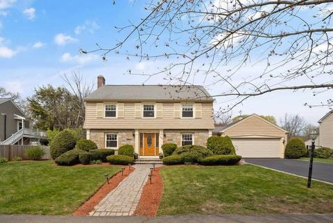 1000 Brook Rd, Milton, MA 02186 photo 1
