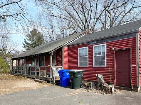 447 Plumtree Rd, Springfield, MA 01118 photo 1