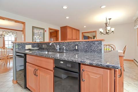 28 Skye Line Dr, Sutton, MA 01590 photo 7