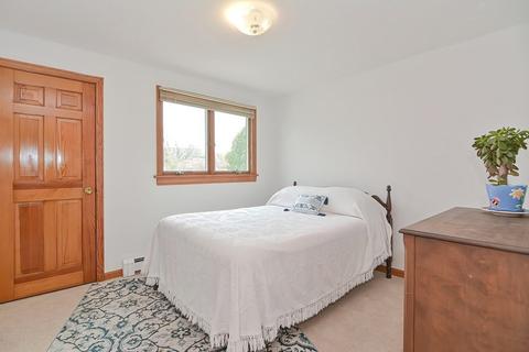 28 Skye Line Dr, Sutton, MA 01590 photo 25