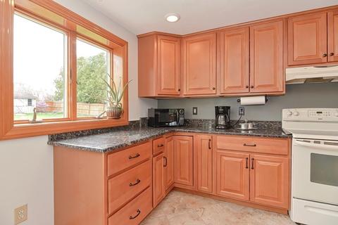 28 Skye Line Dr, Sutton, MA 01590 photo 5