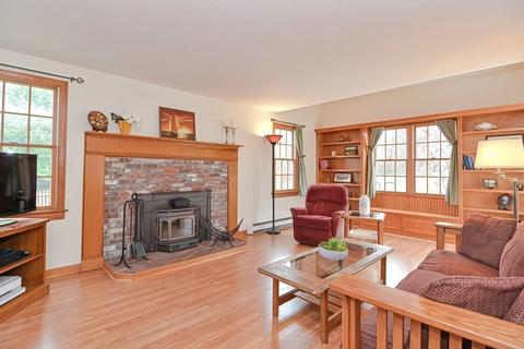 28 Skye Line Dr, Sutton, MA 01590 photo 11
