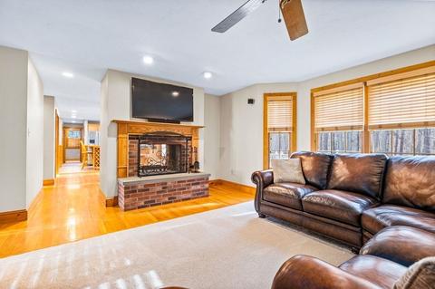 146 Suzanne Dr, Raynham, MA 02767 photo 6