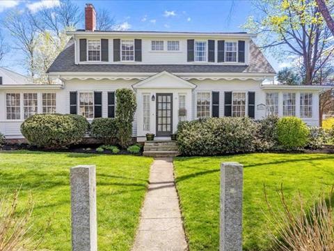 15 Ship St, Hingham, MA 02043 photo 2