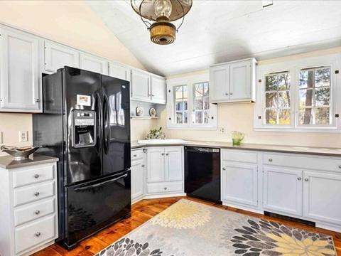 15 Ship St, Hingham, MA 02043 photo 5