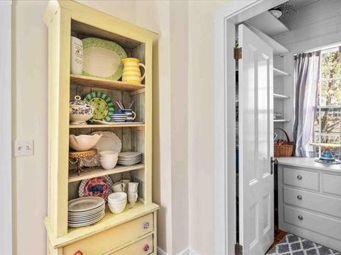 15 Ship St, Hingham, MA 02043 photo 6