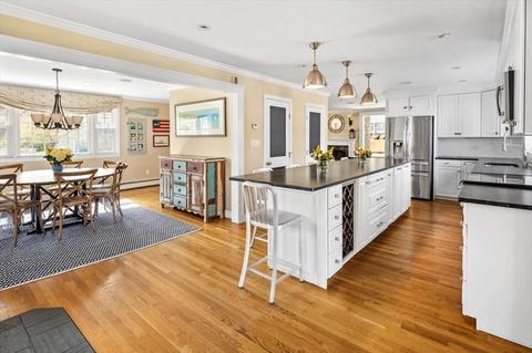 26 Stanford Dr, Hingham, MA 02043 photo 8