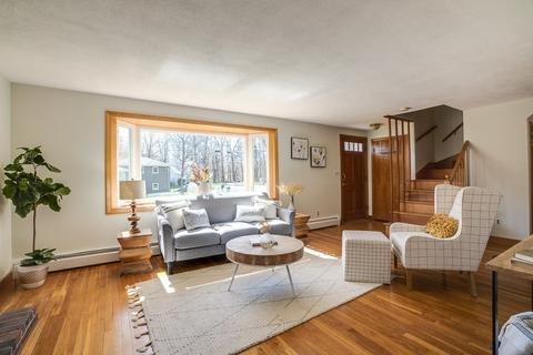 65 Martin Rd, Reading, MA 01867 photo 6