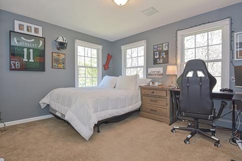175 East St, Upton, MA 01568 photo 32