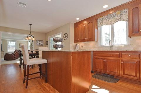 175 East St, Upton, MA 01568 photo 7