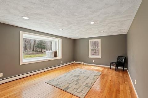 119 Glen Ave, Upton, MA 01568 photo 6