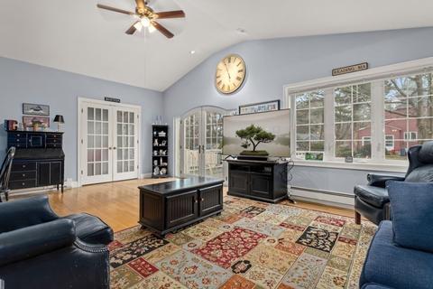 15 Sandra Ln, Reading, MA 01867 photo 19