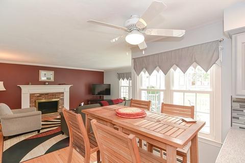 83 Macarthur Rd, Northbridge, MA 01534 photo 6