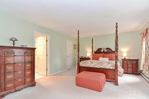 83 Macarthur Rd, Northbridge, MA 01534 photo 16