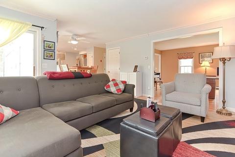 83 Macarthur Rd, Northbridge, MA 01534 photo 3