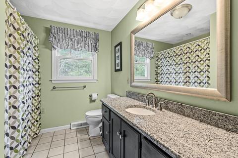 78 Ashley Pl, Reading, MA 01867 photo 32
