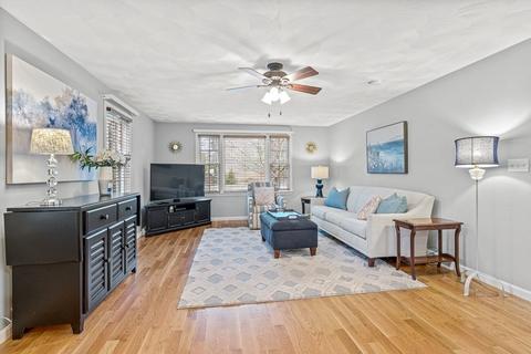 78 Ashley Pl, Reading, MA 01867 photo 19