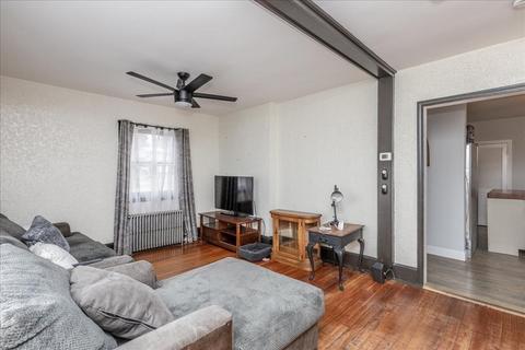 17 Hampton St, Methuen, MA 01844 photo 18