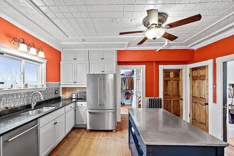 61 Prospect St, Athol, MA 01331 photo 5