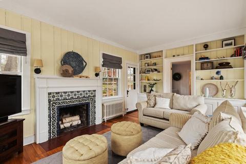 141 Grove St, Reading, MA 01867 photo 11