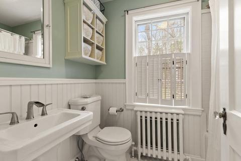 141 Grove St, Reading, MA 01867 photo 24