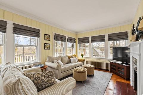 141 Grove St, Reading, MA 01867 photo 10