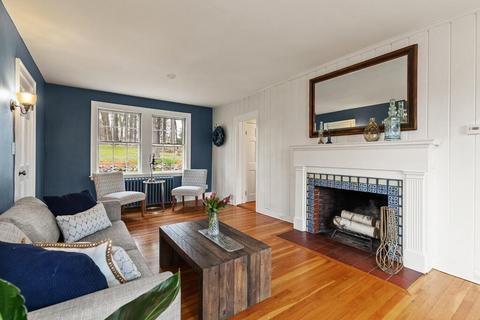 141 Grove St, Reading, MA 01867 photo 7
