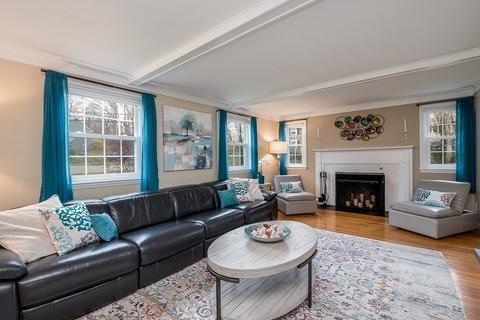 130 Ledgewood Rd, Dedham, MA 02026 photo 8