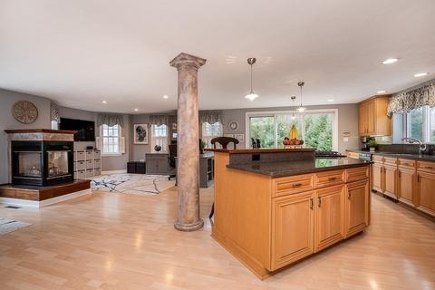 130 Ledgewood Rd, Dedham, MA 02026 photo 12
