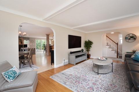 130 Ledgewood Rd, Dedham, MA 02026 photo 11