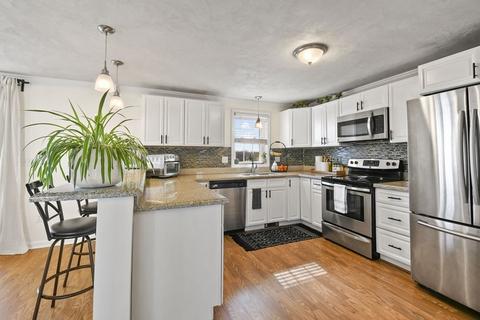 32 Bittersweet Blvd, Worcester, MA 01607 photo 10