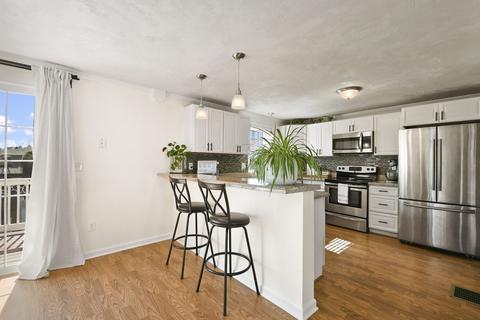 32 Bittersweet Blvd, Worcester, MA 01607 photo 9