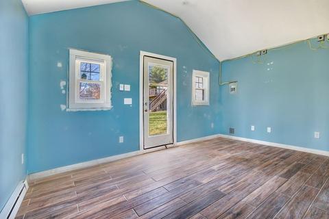 13 Willow Dr, Townsend, MA 01469 photo 7