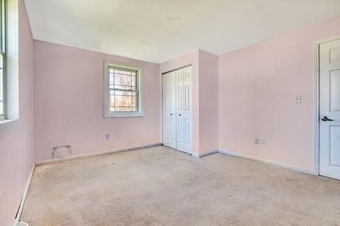 13 Willow Dr, Townsend, MA 01469 photo 11