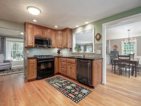 20 Buckboard Dr, Walpole, MA 02081 photo 11