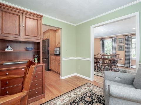 20 Buckboard Dr, Walpole, MA 02081 photo 9