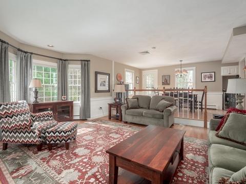 20 Buckboard Dr, Walpole, MA 02081 photo 5