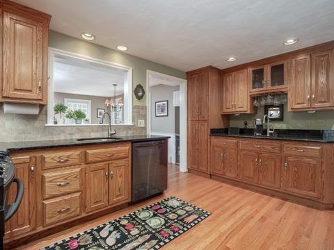 20 Buckboard Dr, Walpole, MA 02081 photo 10