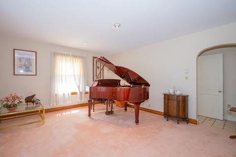126 Thompson Rd, Webster, MA 01570 photo 12