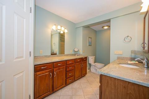 126 Thompson Rd, Webster, MA 01570 photo 16
