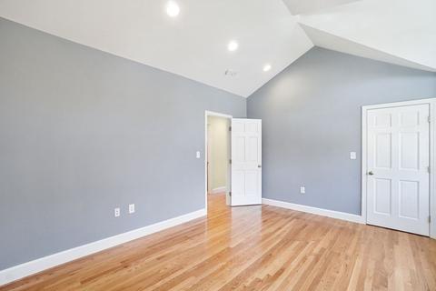 32 Elm St, Wakefield, MA 01880 photo 14