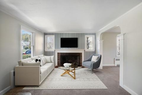 32 Elm St, Wakefield, MA 01880 photo 2